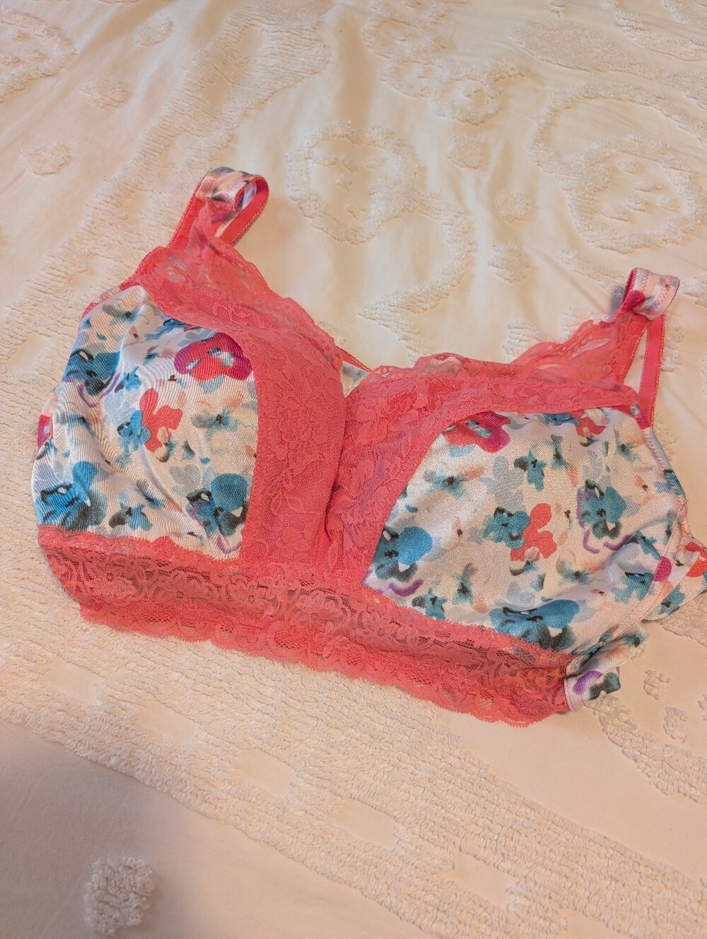 Rhonda Shear Coral Lace Floral Wireless Bralette with Blue Accents 3X